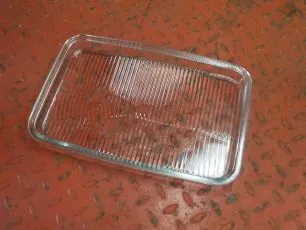 Стекло фары для грузовика