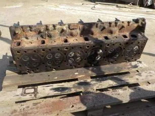 Головка блока для грузовика