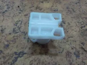 Защелка фары для грузовика