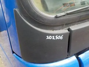 Накладка лобового стекла на DAF