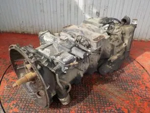 Капот на Renault