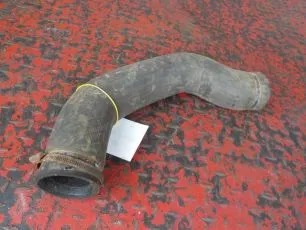Патрубок водяной для грузовика