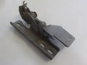 Замок капота на DAF