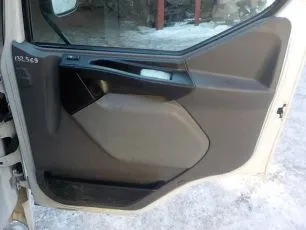 Обшивка двери Renault Premium I 1996-2007