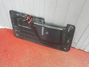 Накладка двери на Volvo