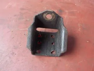 Опора переднего амортизатора для грузовика