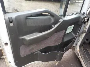 Обшивка двери IVECO Eurotech 1992-2001