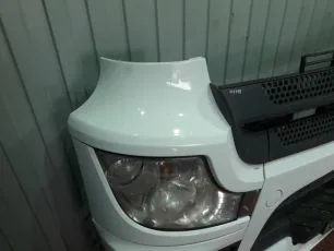 Угол бампера правый на Mercedes-Benz