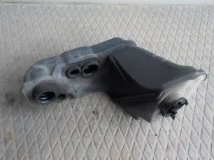 Бачок масляный компрессора для грузовика