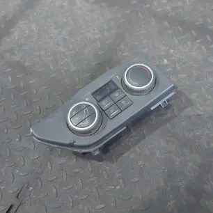 Кнопки и переключатели Volvo FM с 2013