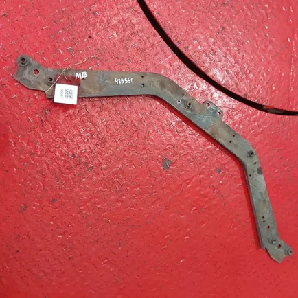 9303100858 MERCEDES Кронштейн кабины задний