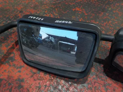 1735520 VOLVO Зеркало правое, Отсутствует