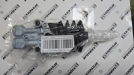 4640070100 WABCO Кран уровня пола