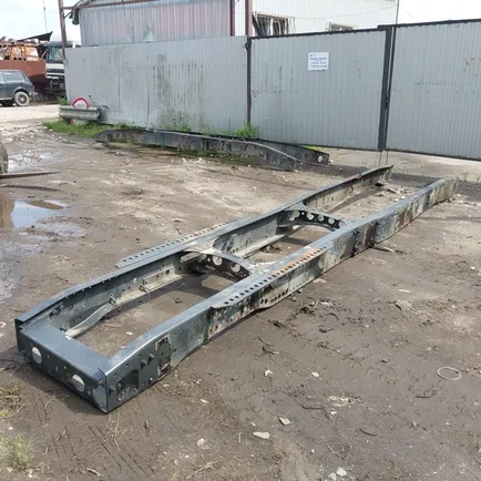 9423100201 MERCEDES Рама