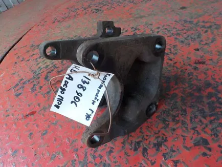 9724610240 MERCEDES Кронштейн гидроусилителя