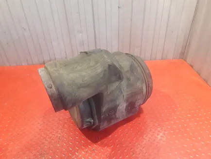 20478756 VOLVO Корпус воздушного фильтра