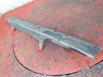 8189298 VOLVO Панель передняя