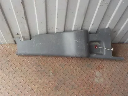 500326193 IVECO Накладка стойки, Отсутствует