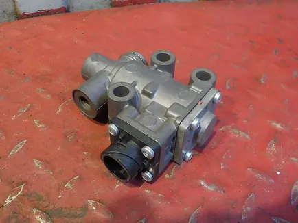 318700 DIESEL TECHNIC Клапан управления EGR
