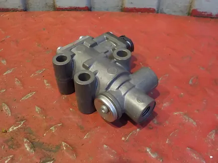 318700 DIESEL TECHNIC Клапан управления EGR