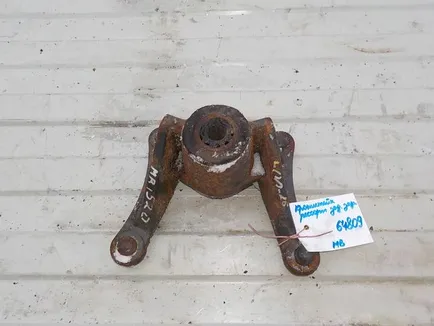 9723202175 MERCEDES Кронштейн задней рессоры