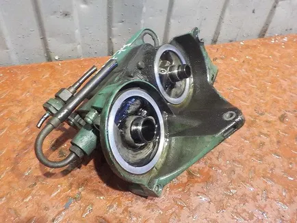 20982428 VOLVO Кронштейн топливного фильтра