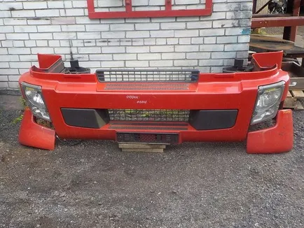 20961643 VOLVO Бампер передний, Отсутствует