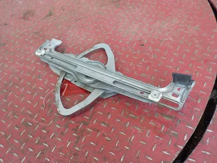 1738647 FORD Стеклоподъемник