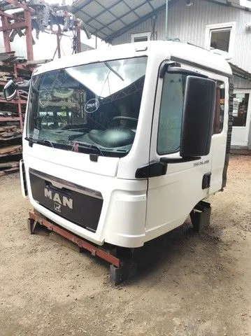 Кабина MAN, Отсутствует