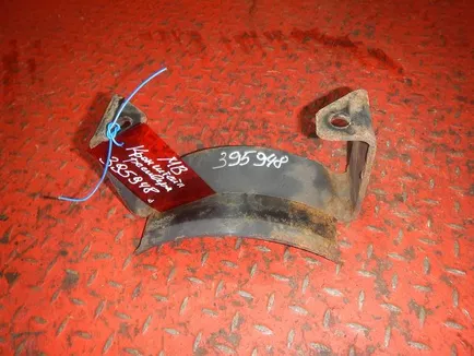 9304320840 MERCEDES Кронштейн ресивера