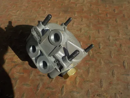9730110500 WABCO Клапан ускорительный