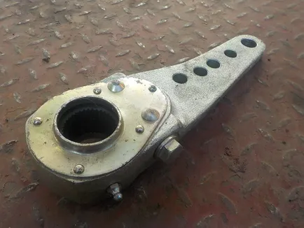 A0177 UNIVERSAL JOINT Трещетка тормозная