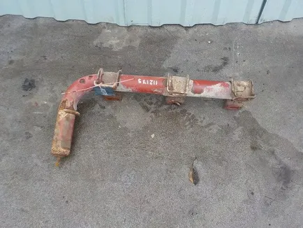 41218938 IVECO Кронштейн подножки