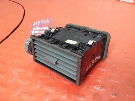 82246422 VOLVO Дефлектор воздушный