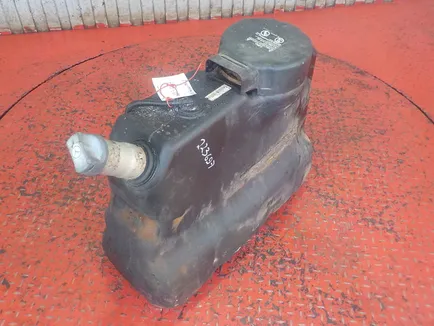9704700915 MERCEDES Бак мочевины