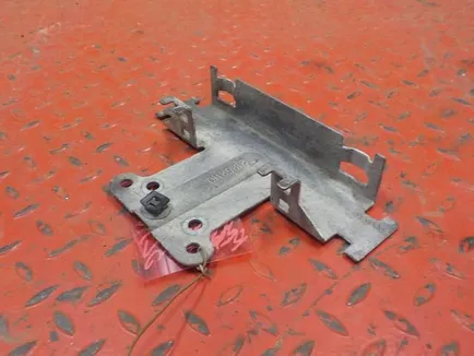 21252110 VOLVO Кронштейн воздуховода