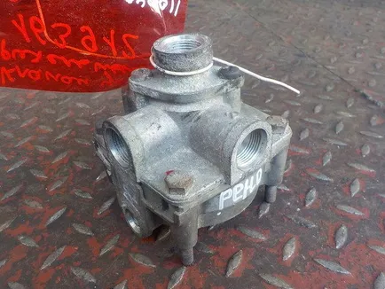 5021134114 RENAULT Клапан ускорительный