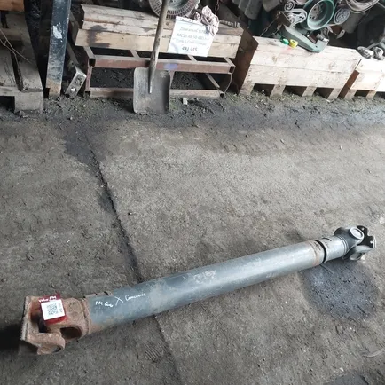 1067751 VOLVO Карданный вал, Отсутствует