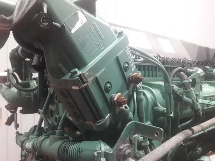 21736506 VOLVO Свеча накаливания, Отсутствует