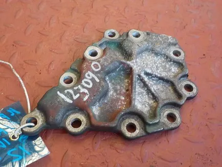 42530599 IVECO Крышка масляного насоса КПП