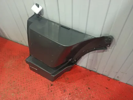 TD1151033R TANGDE Корпус подножки верхний правый