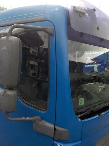 81624100146 MAN Накладка стойки, Отсутствует