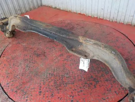 1593226 VOLVO Балка передняя