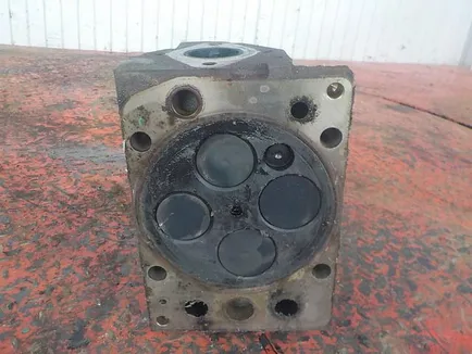 4570106020 MERCEDES Головка блока