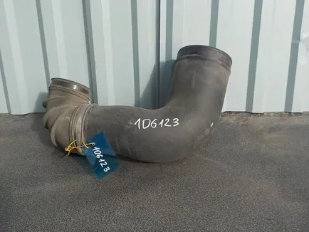 7420882952 RENAULT Воздуховод
