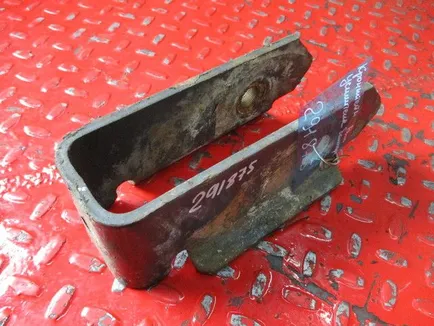 5010629040 RENAULT Кронштейн усилителя бампера левый