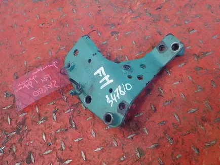 22172834 VOLVO Кронштейн топливной трубки