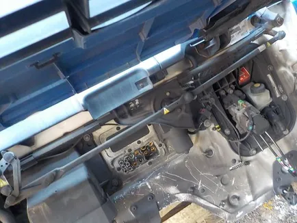 20796595 VOLVO Трапеция стеклоочистителя, Отсутствует
