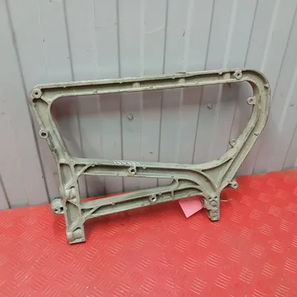 21887348 VOLVO Кронштейн глушителя