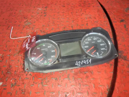382001076WE FAW Панель приборов